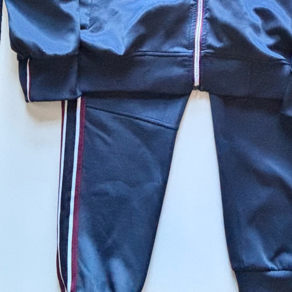 XIOS SUIT - Picture 11 of 16